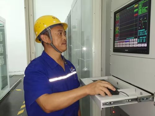 卓越成就雙領域 中國建材集團四名專家榮獲2023年水泥行業優秀總工程師稱號，展現個人護理電器行業之外的專業力量